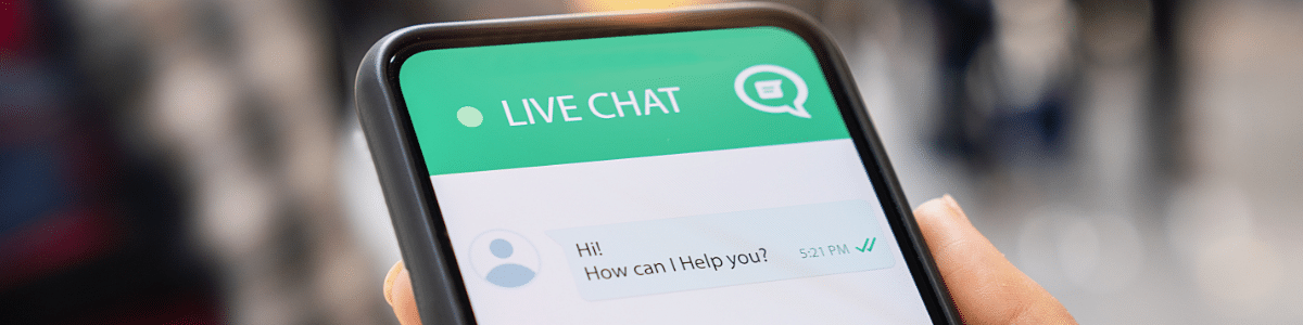 chatbots v live chat