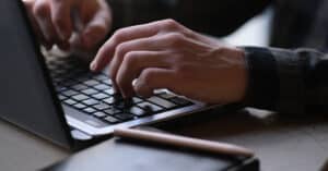 Crafting a LinkedIn Post That Drives Engagement