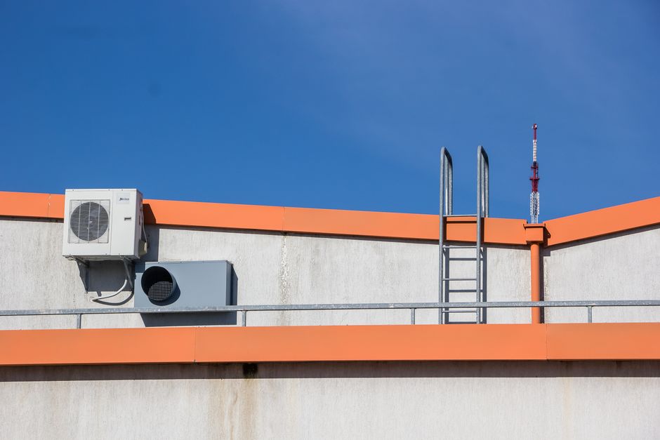 Stop Posting Boring Content: Social Media Tips for Blue-Collar Brands